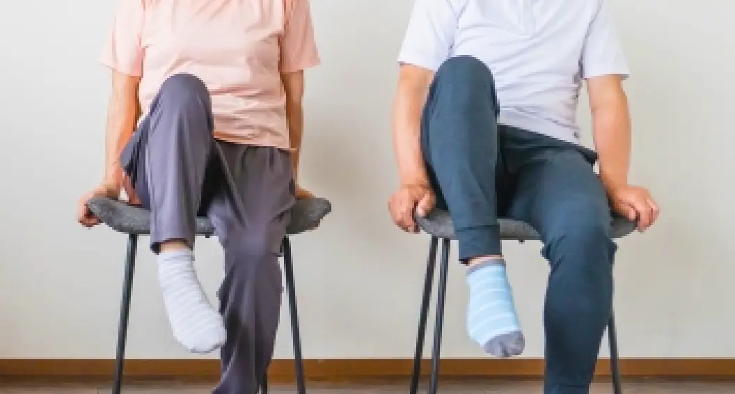 イスを使った下肢強化運動 | イメージ画像