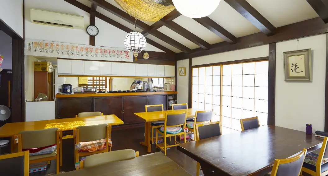 季節の食材を使った栄養バランスのとれた昼食 | イメージ画像